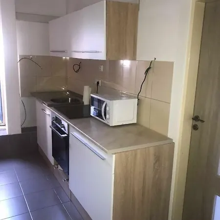 Apartmen Near Old Town And Monuments